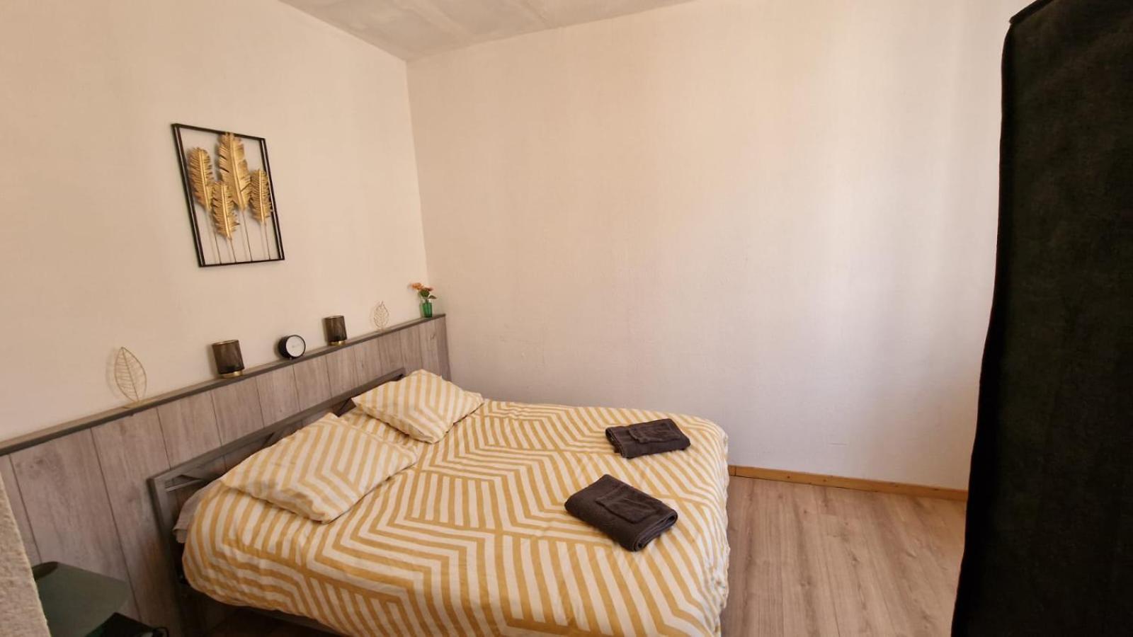 Appartement T2 Avec Balcon Proche Centre-Ville Narbonne Kültér fotó