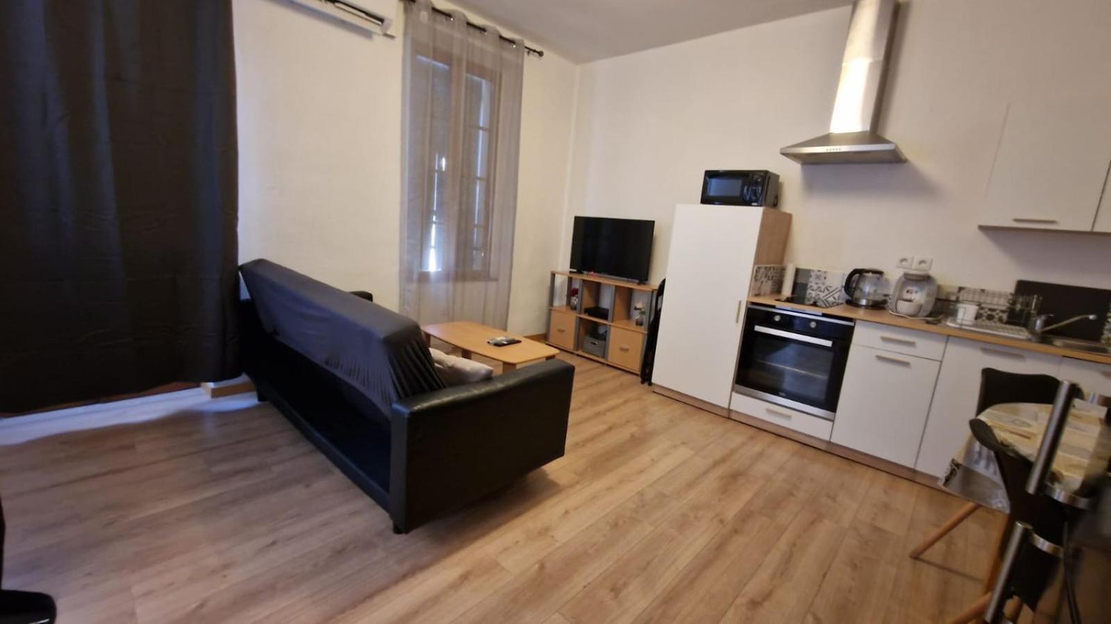 Appartement T2 Avec Balcon Proche Centre-Ville Narbonne Kültér fotó
